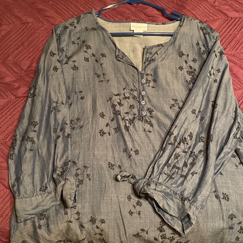 Liz Claiborne denim blouse.